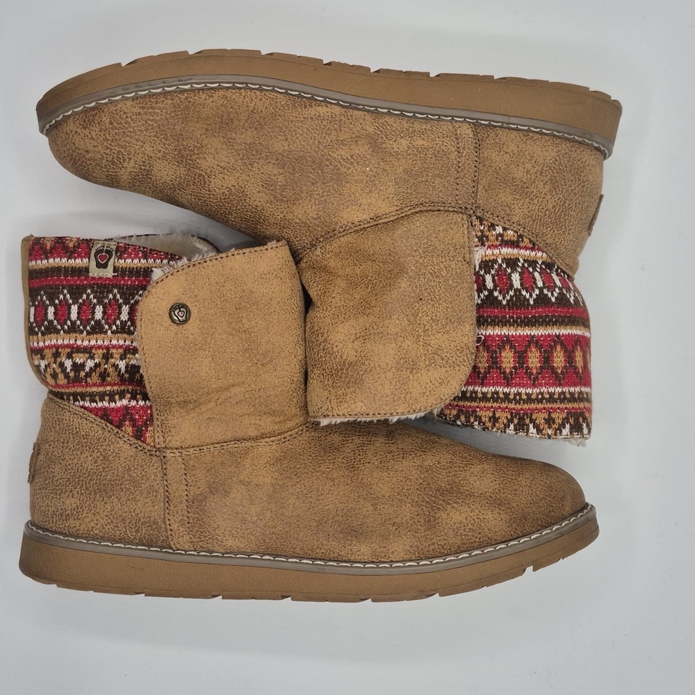 BOBS Tan and Cream Winter Boots - Picture 2 of 7